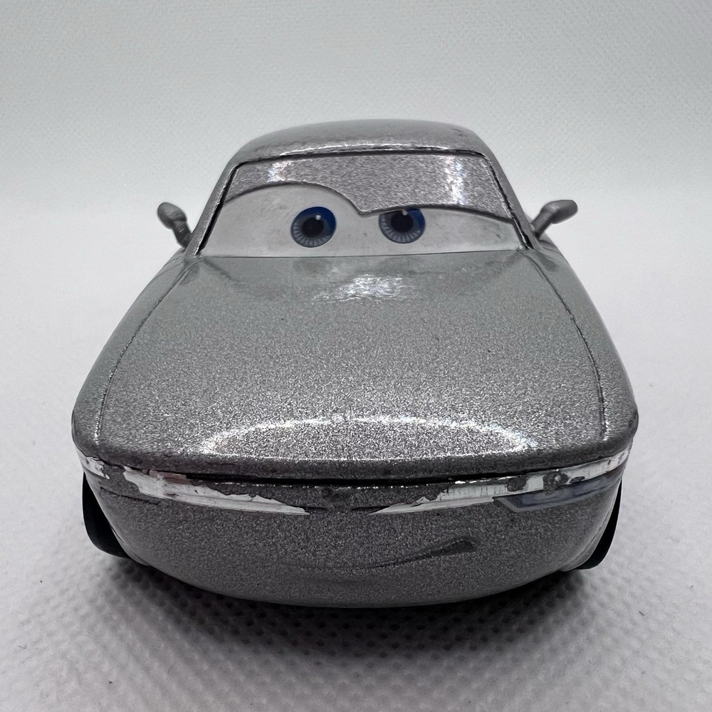 Disney Pixar Cars Sterling Mattel 1:55 Diecast Car
